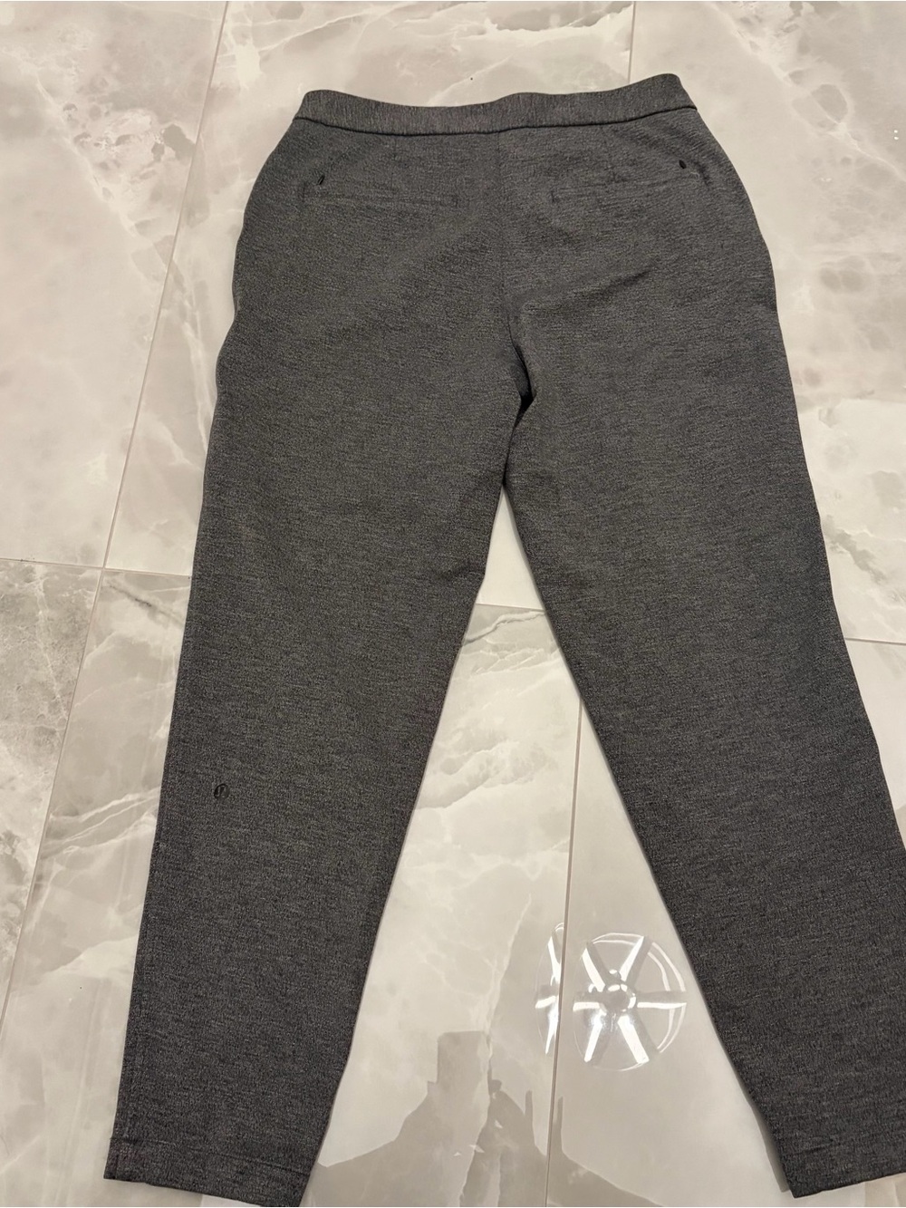 Lululemon Pants City Trek Trouser Size 8 Heathered Gray black Tapered like new - Picture 7 of 10